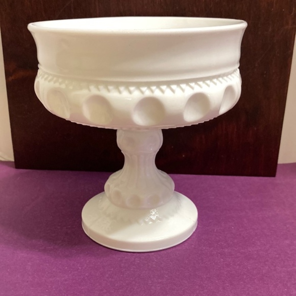 VTG Kings Crown milk glass thumbprint design pedestal compote dish